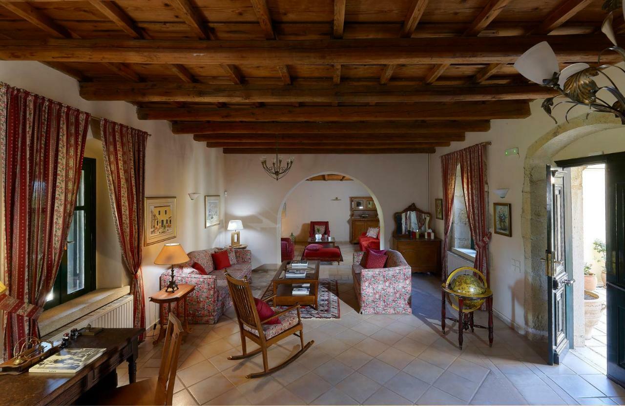 Castello Villa Daphnes - Private Pool & Whirlpool Dhafnes Экстерьер фото