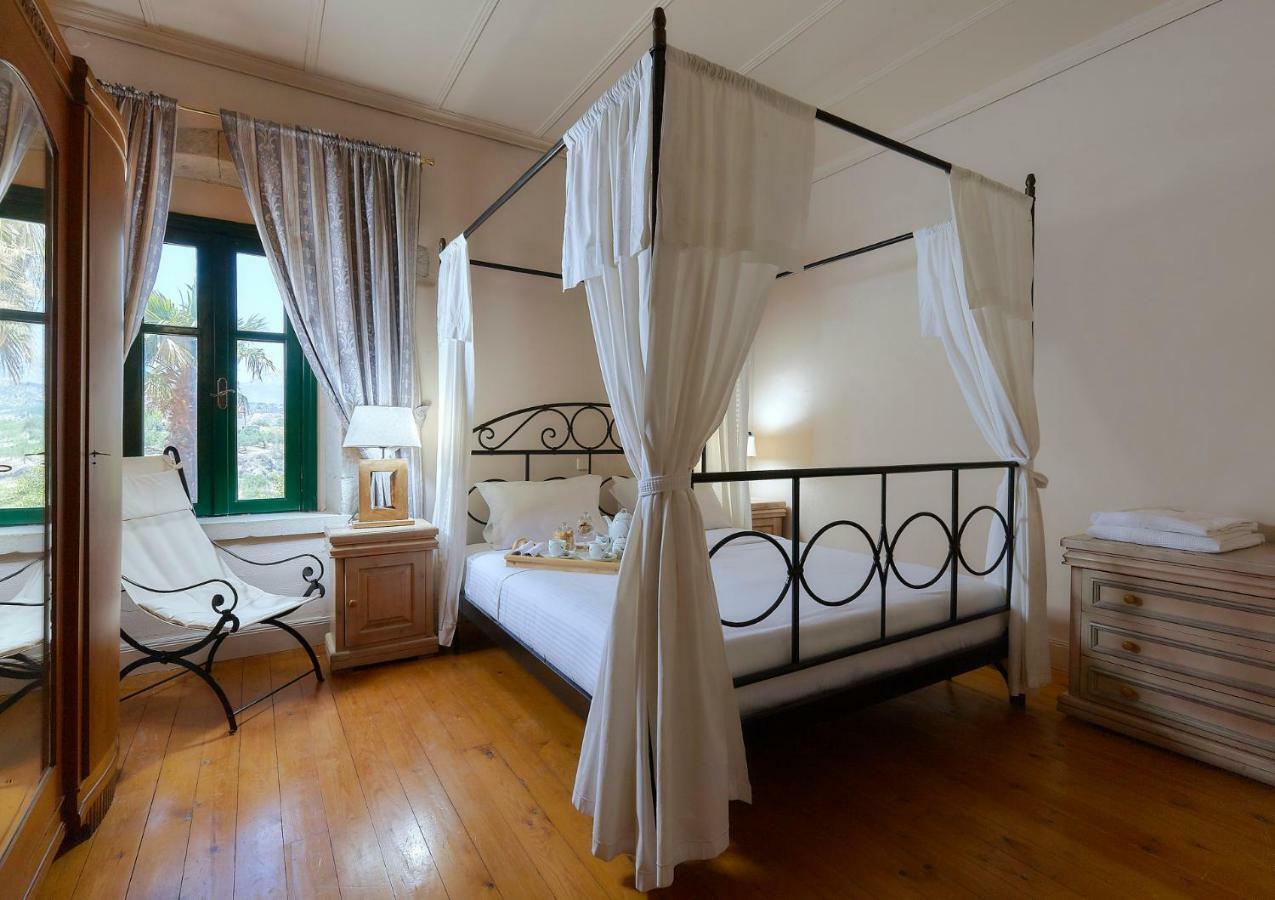 Castello Villa Daphnes - Private Pool & Whirlpool Dhafnes Экстерьер фото